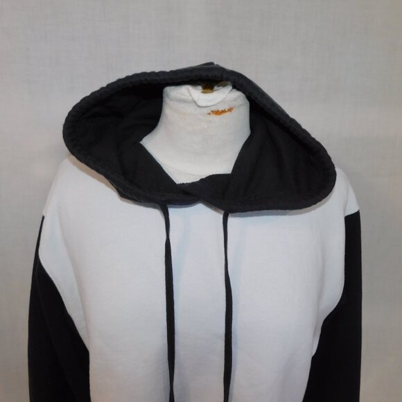 Social Tourist Womens M Black White Crop Hoodie  Greetings from the Algorithm - Picture 5 of 11